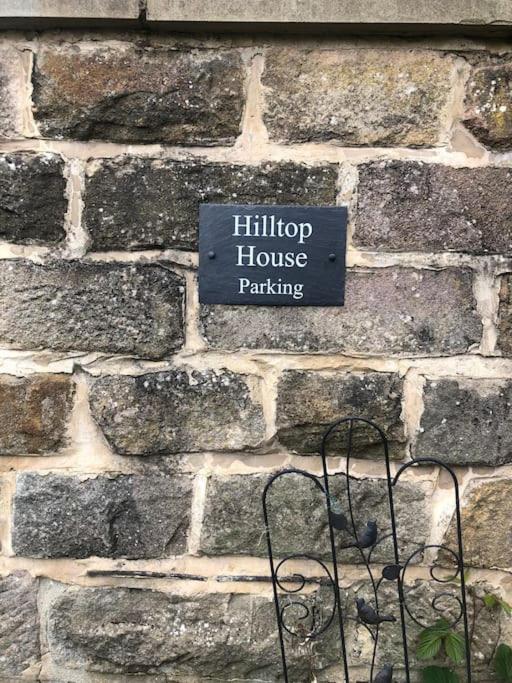 Hilltop House Is A Welcoming 2 Bedroom Property Matlock  Bagian luar foto