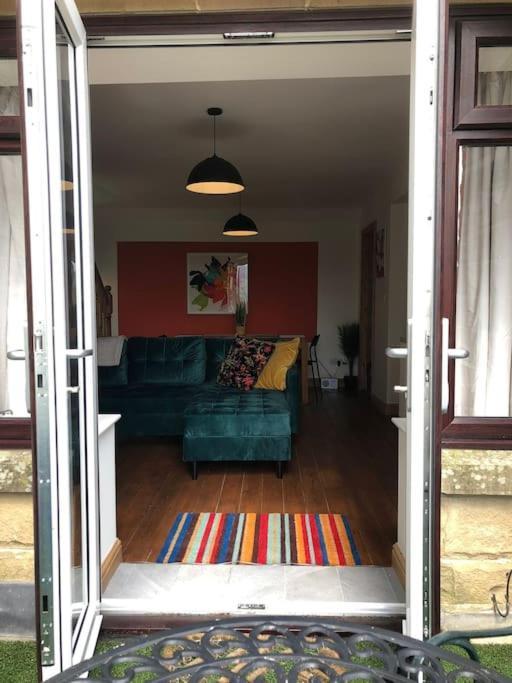 Hilltop House Is A Welcoming 2 Bedroom Property Matlock  Bagian luar foto