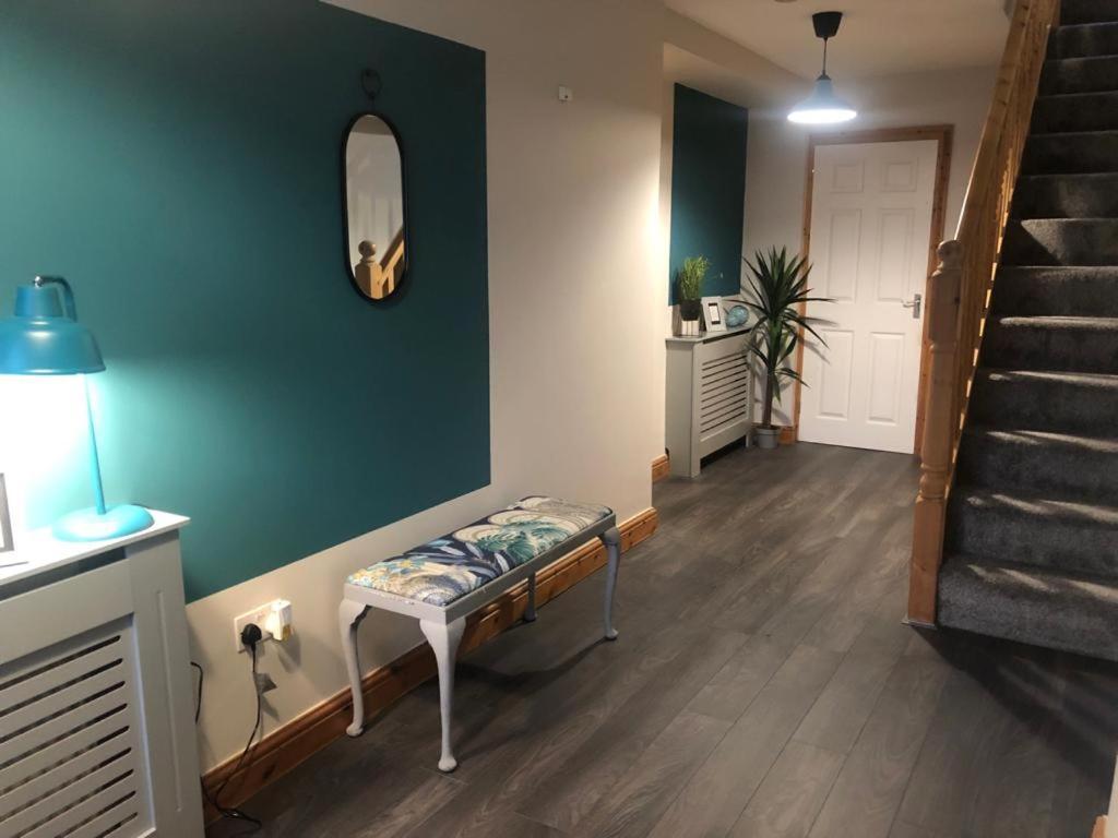 Hilltop House Is A Welcoming 2 Bedroom Property Matlock  Bagian luar foto
